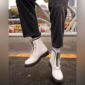 Dr Martens 1460 DOUBLE ZIP LEATHER LACE UP BOOTS